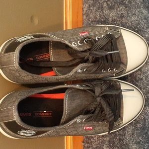 LEVI'S Stan Buck Sneakers Size 11 in Gray Brocade